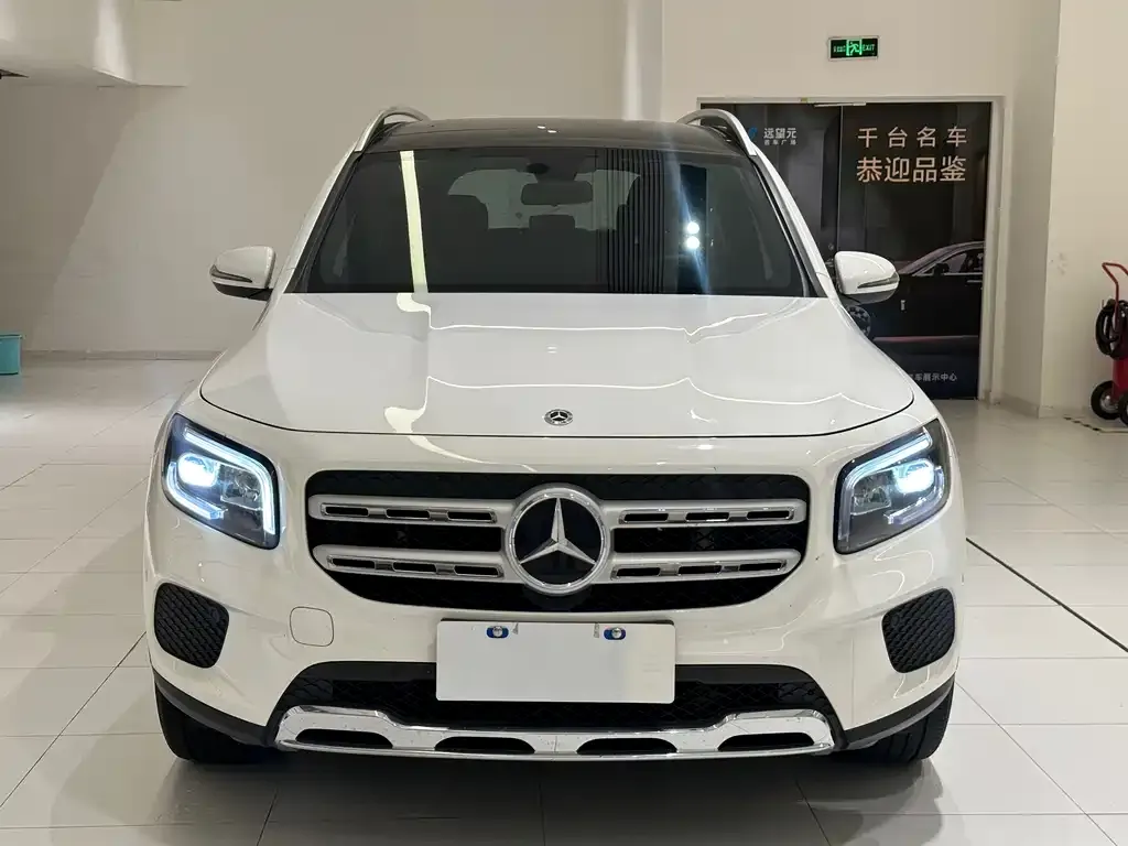 Mercedes-Benz GLB — фото 4