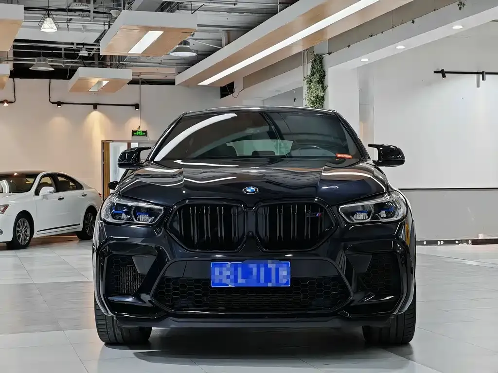BMW X6 M 2022 из CN, фото 2