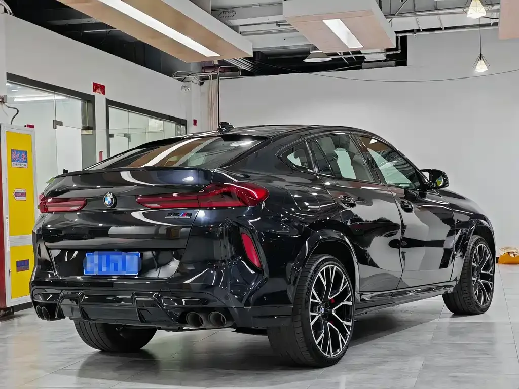 BMW X6 M 2022 из CN, фото 3