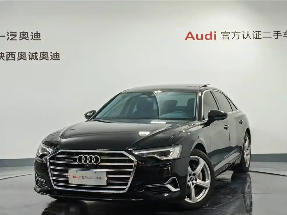 Audi A6L — фото 1