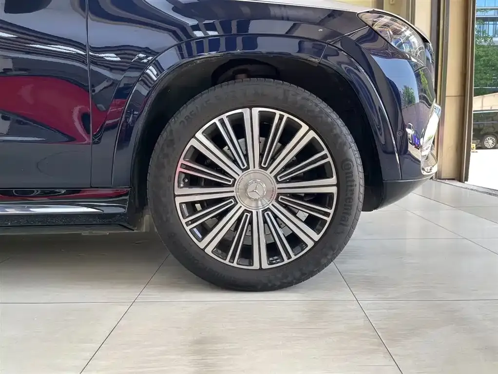 Mercedes-Benz GLS — фото 3