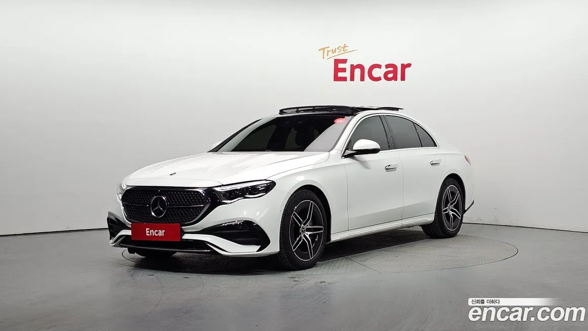 Mercedes-Benz E-Class — фото 1