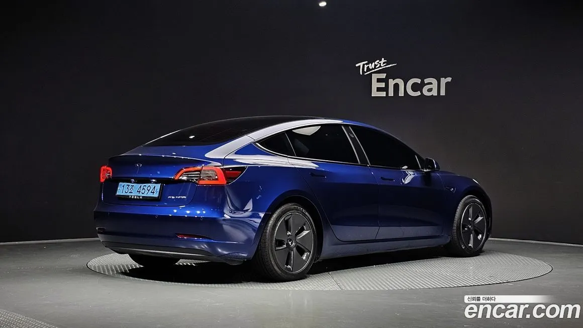 Tesla Model 3 2022 из KR, фото 2