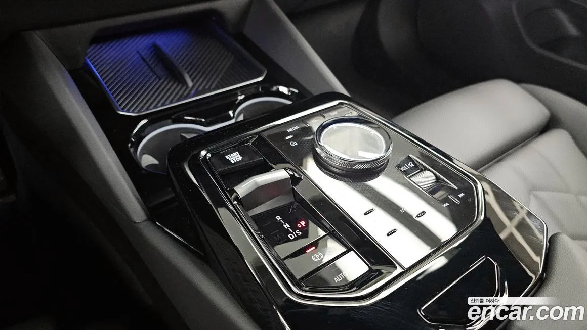 BMW 5-Series 2024 из KR, фото 9