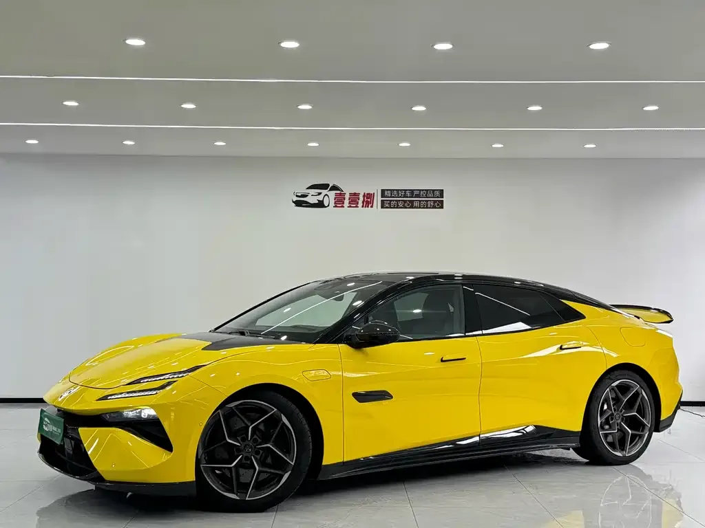 Lotus Emeya 2025 из CN, фото 1