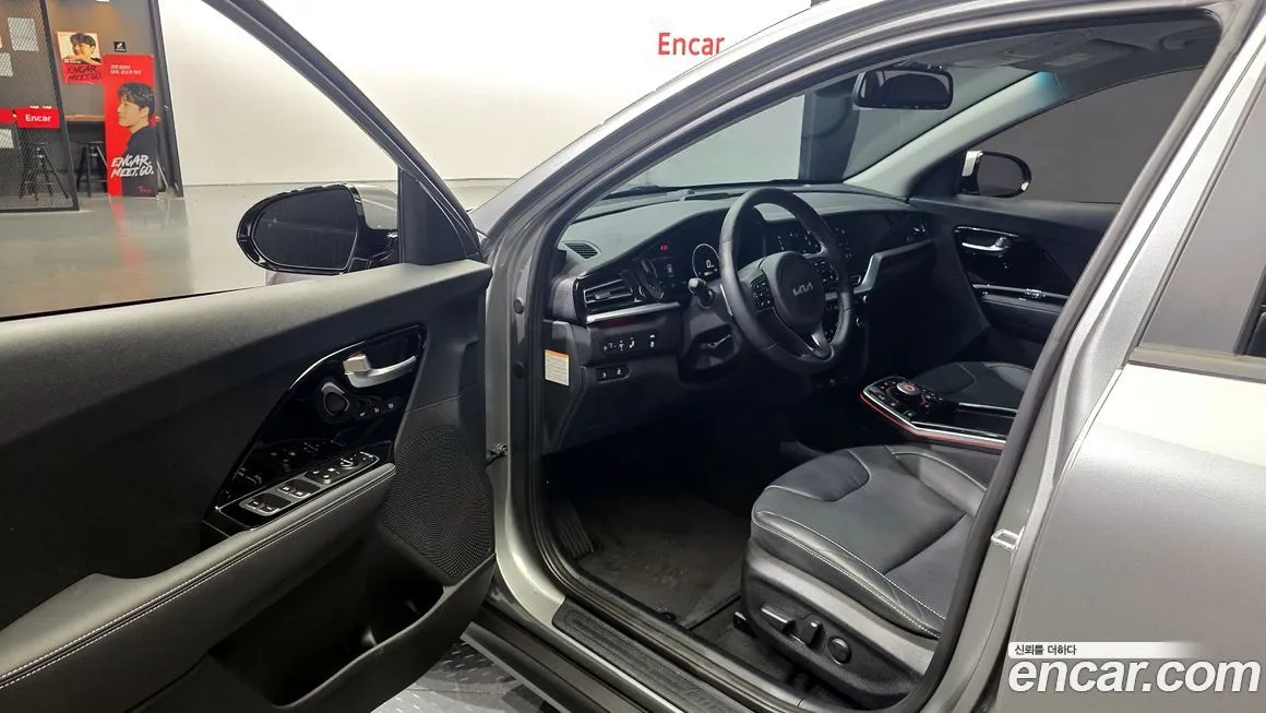 Kia Niro — фото 10