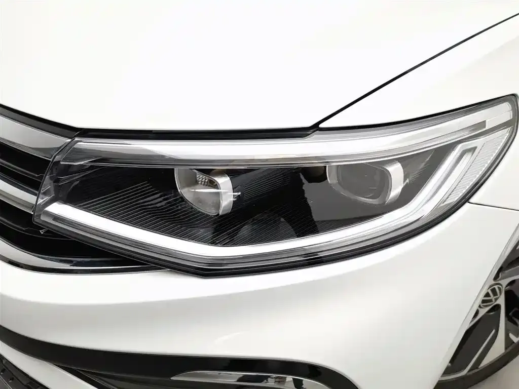Volkswagen Bora 2023 из CN, фото 7