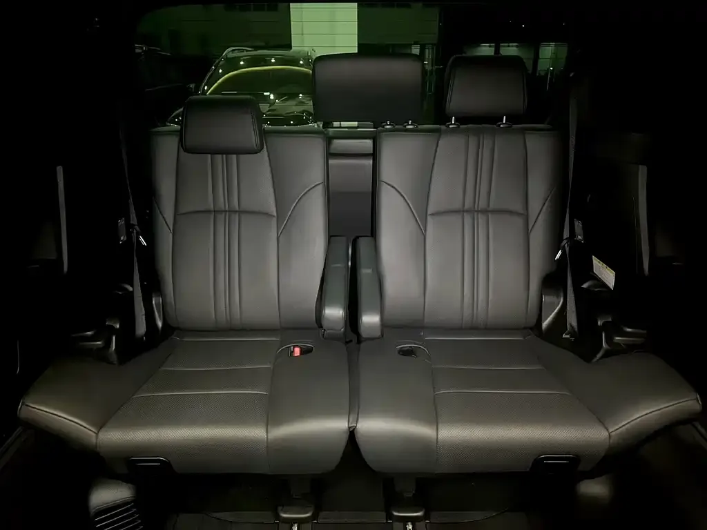 Toyota Vellfire — фото 9