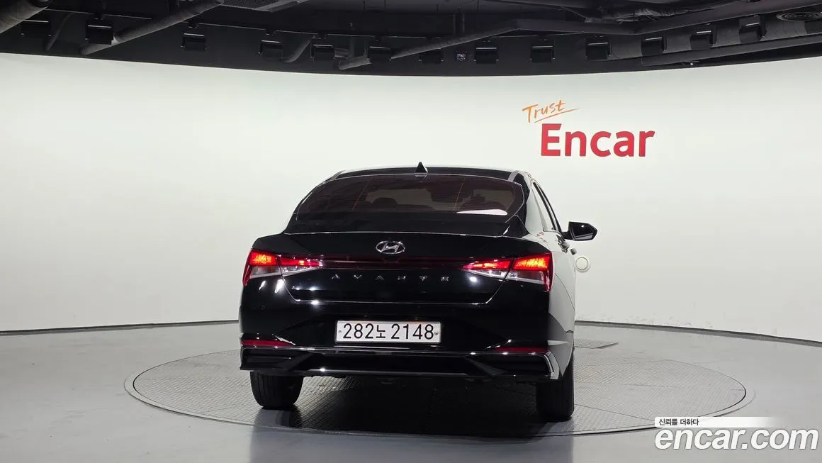 Hyundai AVANTE — фото 4