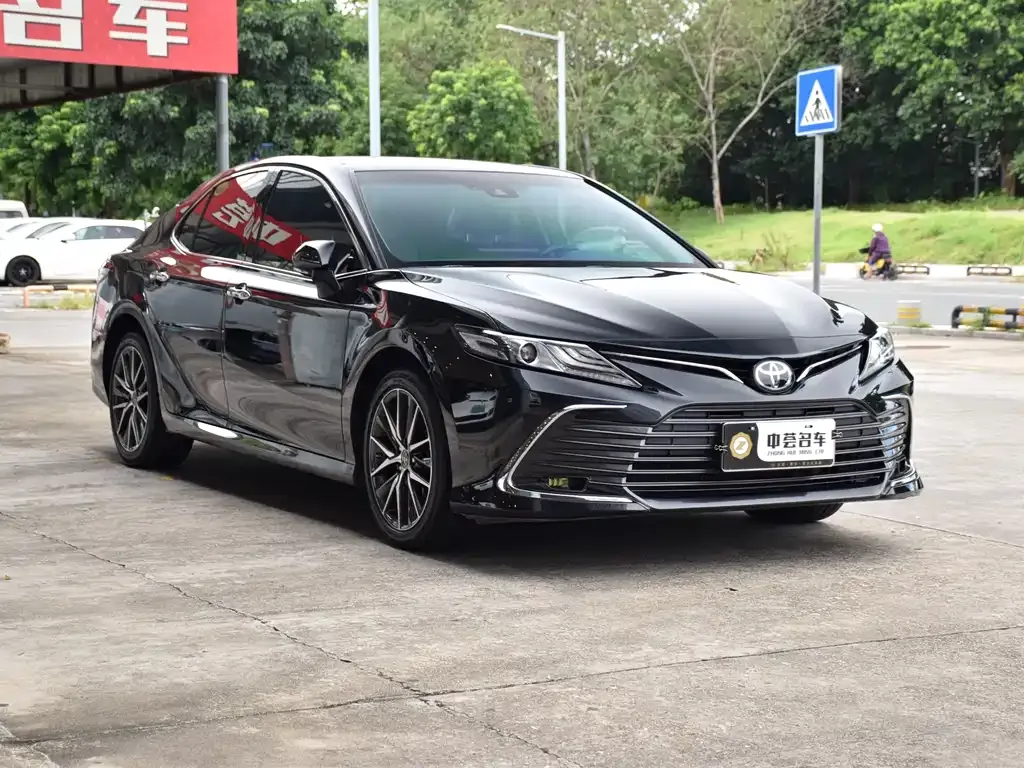 Toyota Camry 2023 из CN, фото 3