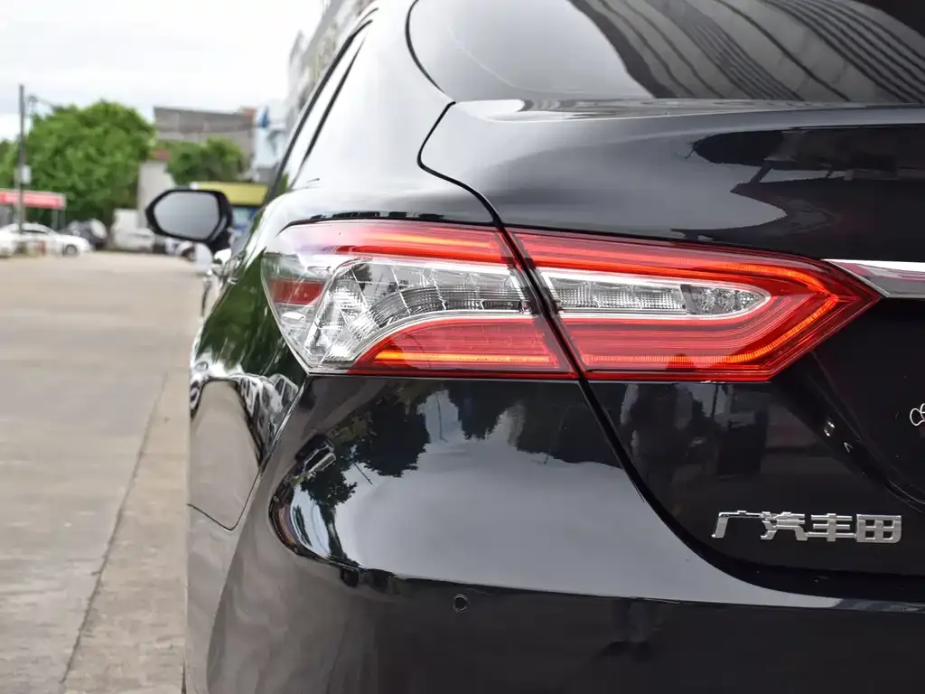 Toyota Camry 2023 из CN, фото 7
