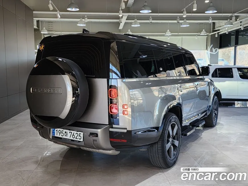Land Rover Defender 2023 из KR, фото 3
