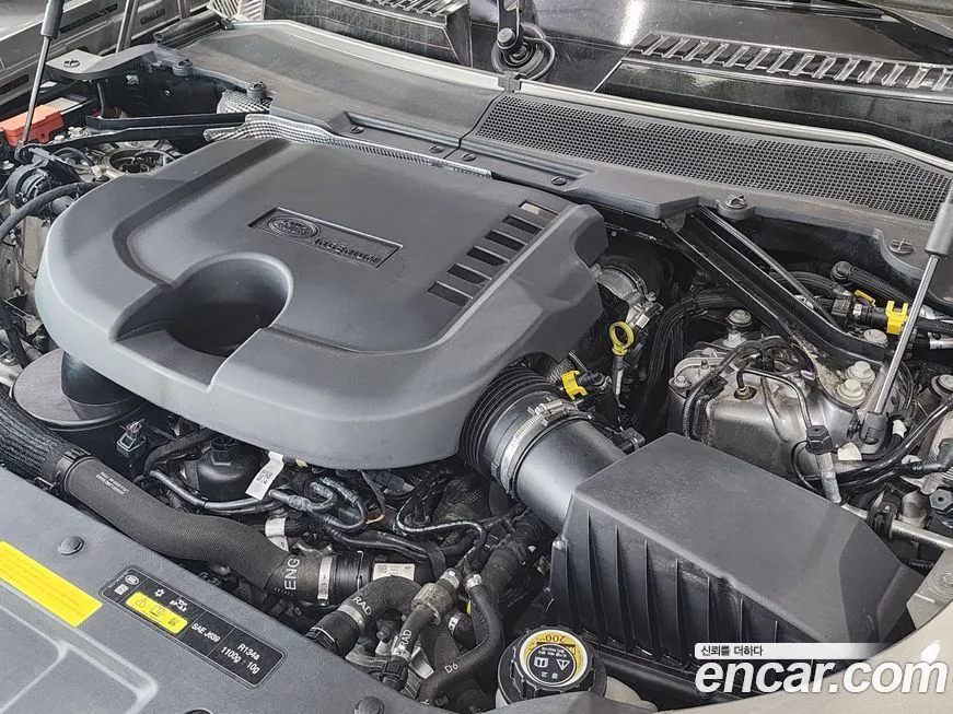 Land Rover Defender 2023 из KR, фото 6