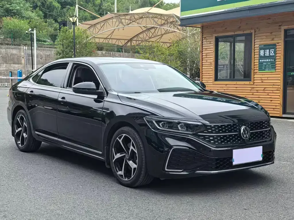 Volkswagen Passat — фото 3