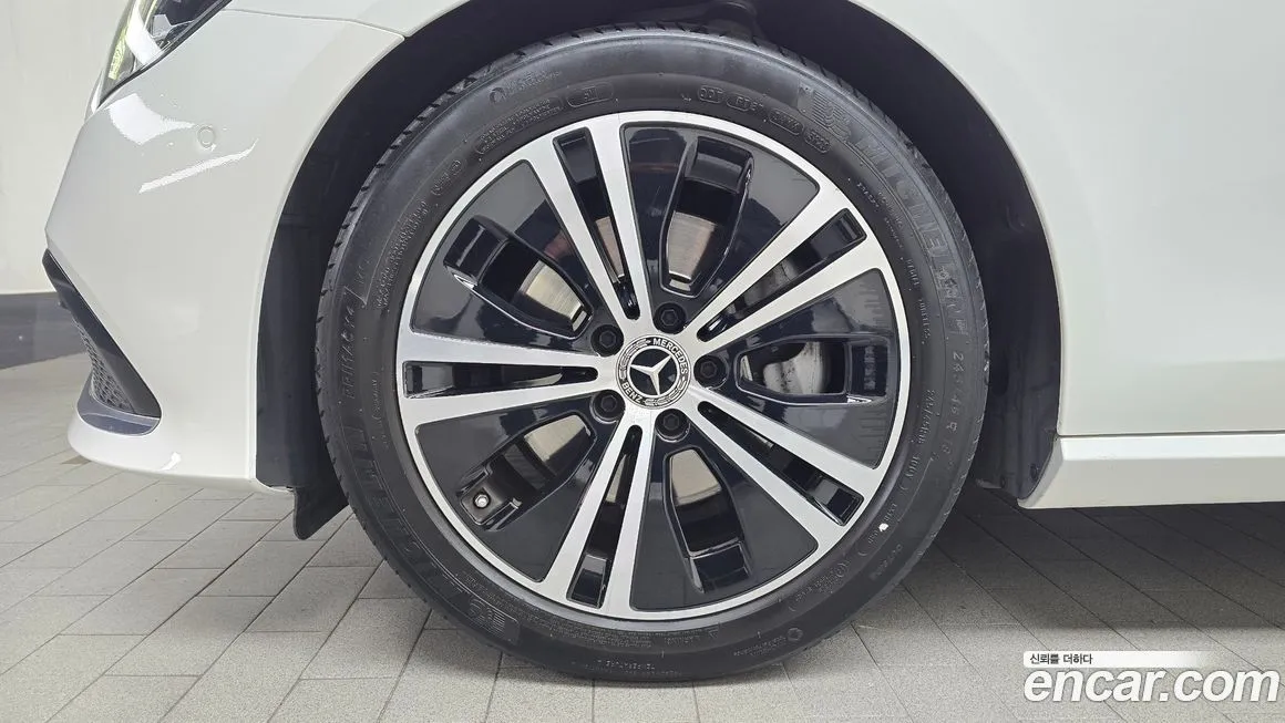 Mercedes-Benz E-Class 2021 из KR, фото 5