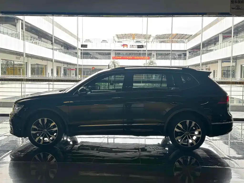 Volkswagen Tiguan L 2021 из CN, фото 5