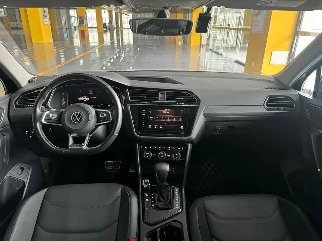 Volkswagen Tiguan L 2021 из CN, фото 7