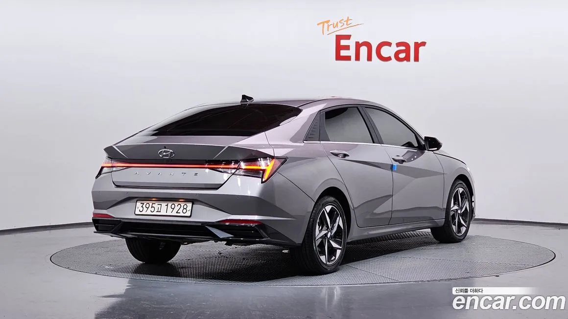 Hyundai AVANTE — фото 2