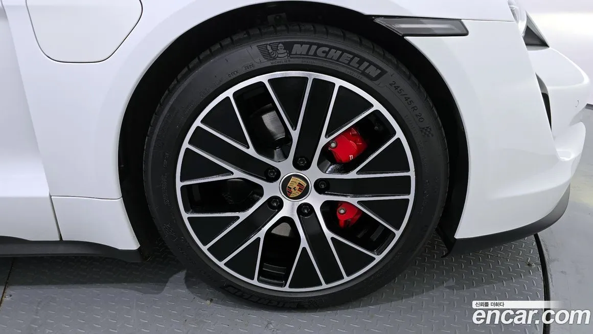 Porsche Taycan 2021 из KR, фото 5