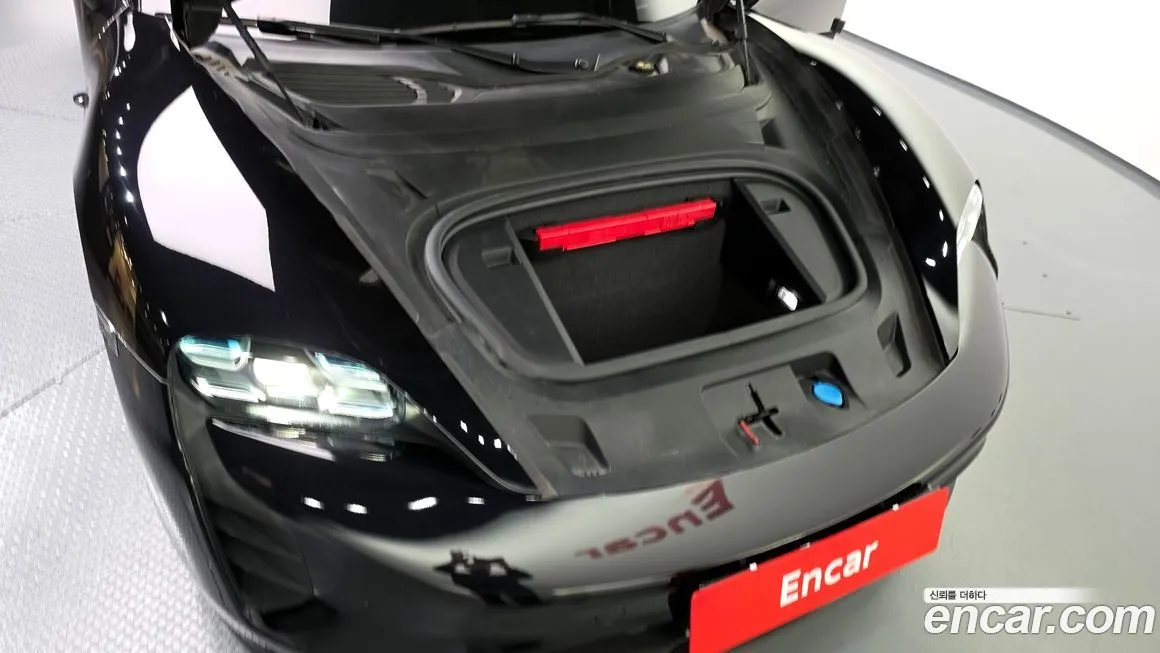 Porsche Taycan 2021 из KR, фото 6