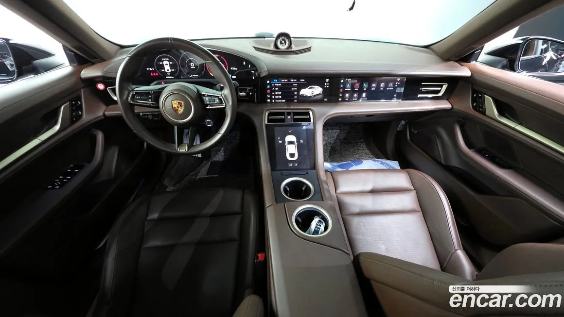 Porsche Taycan 2021 из KR, фото 7
