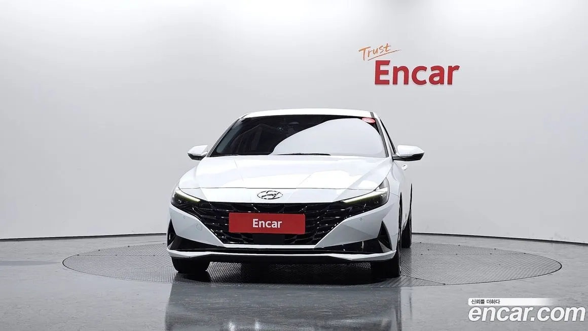 Hyundai AVANTE — фото 3