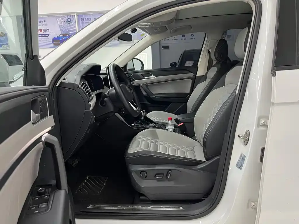 Volkswagen Tayron 2023 из CN, фото 8