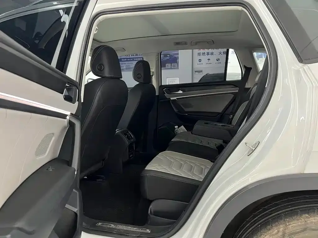 Volkswagen Tayron 2023 из CN, фото 9