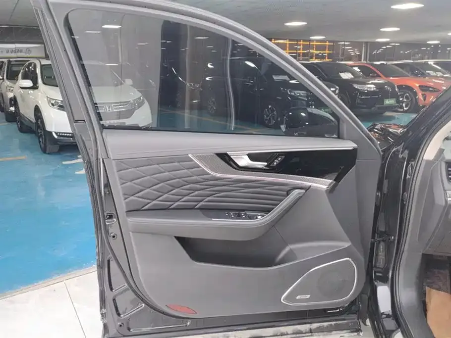 Hongqi HS5 2022 из CN, фото 7