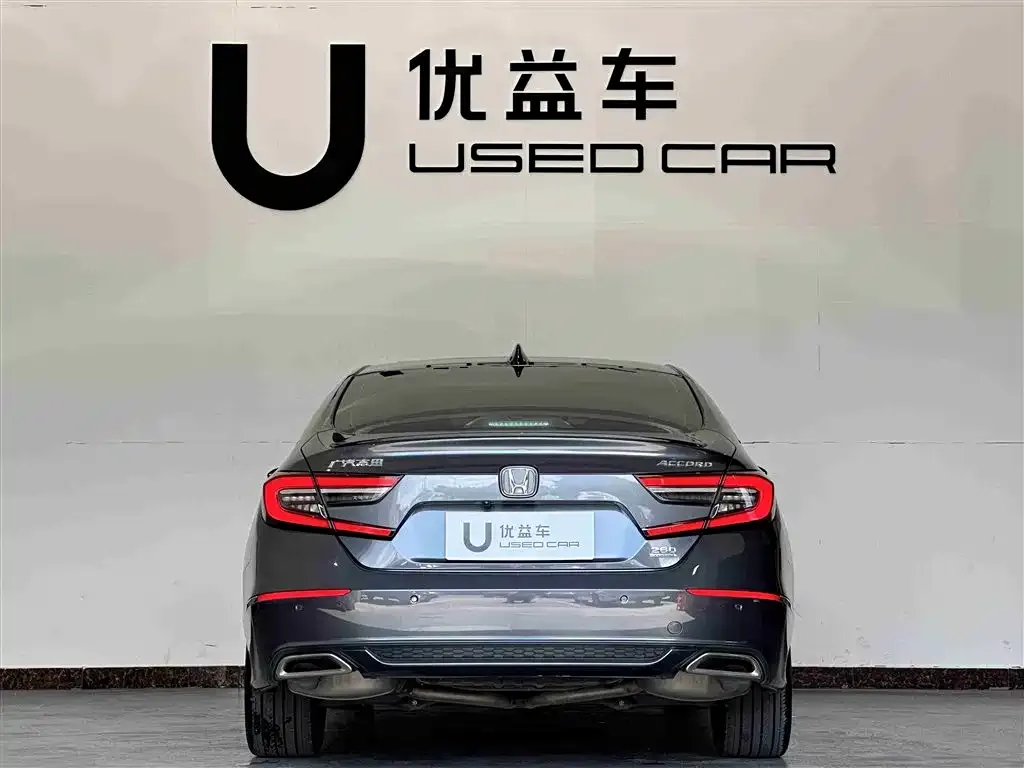 Honda Accord — фото 8