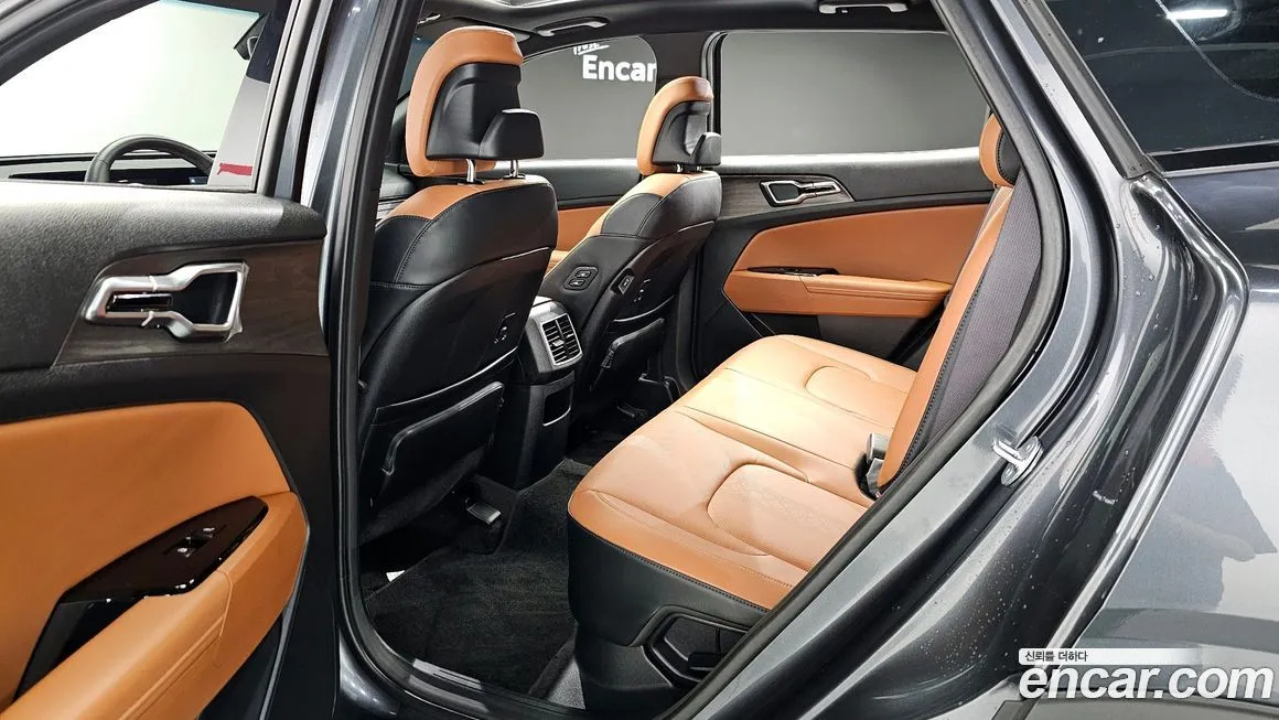 Kia Sportage — фото 10