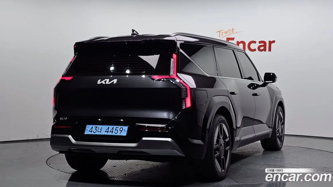 Kia EV9 2024 из KR, фото 2