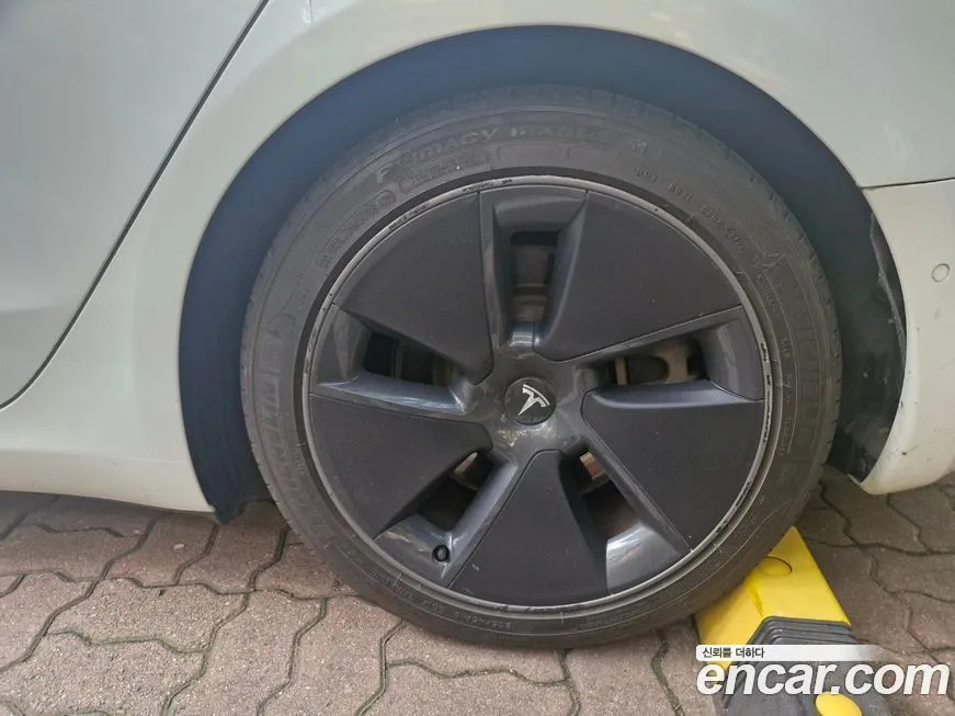 Tesla Model 3 2021 из KR, фото 6