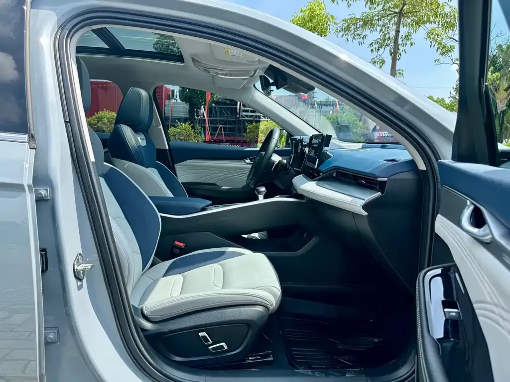Geely Xingrui 2023 из CN, фото 7