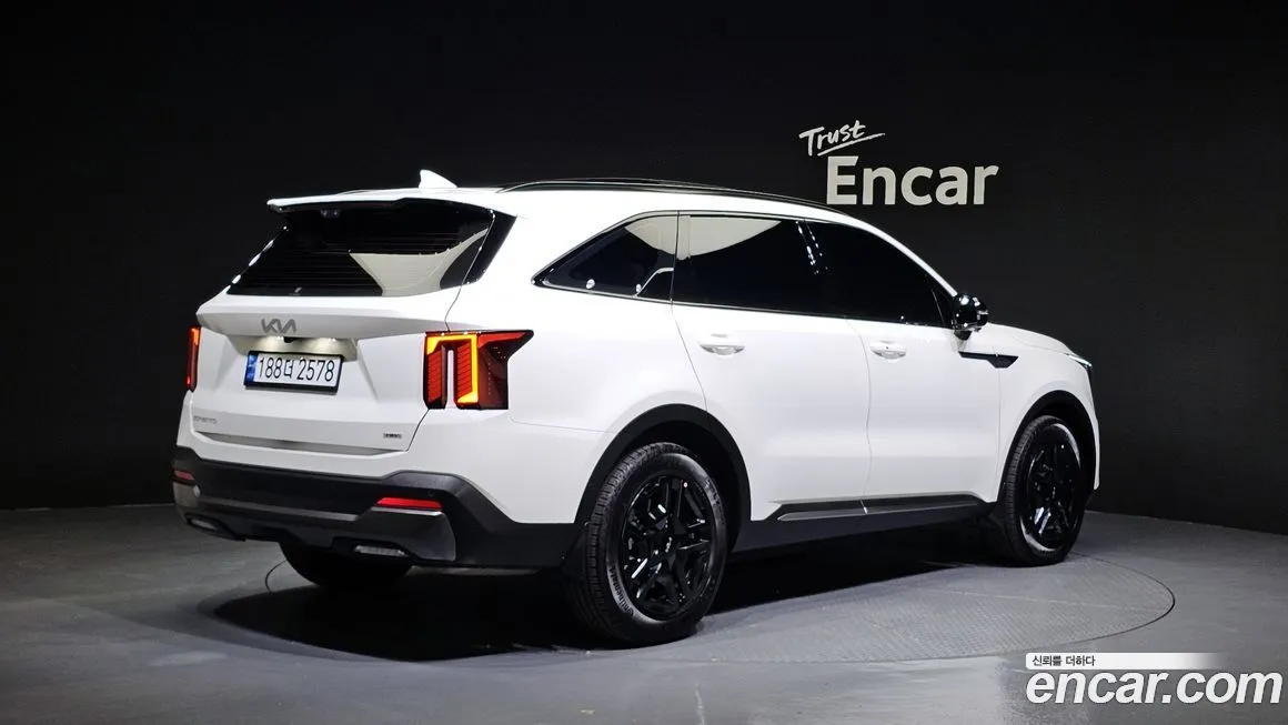 Kia Sorento — фото 2