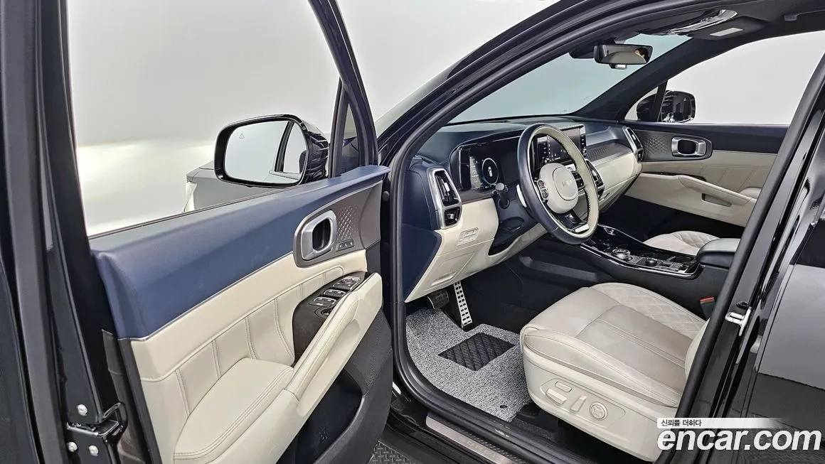 Kia Sorento — фото 10