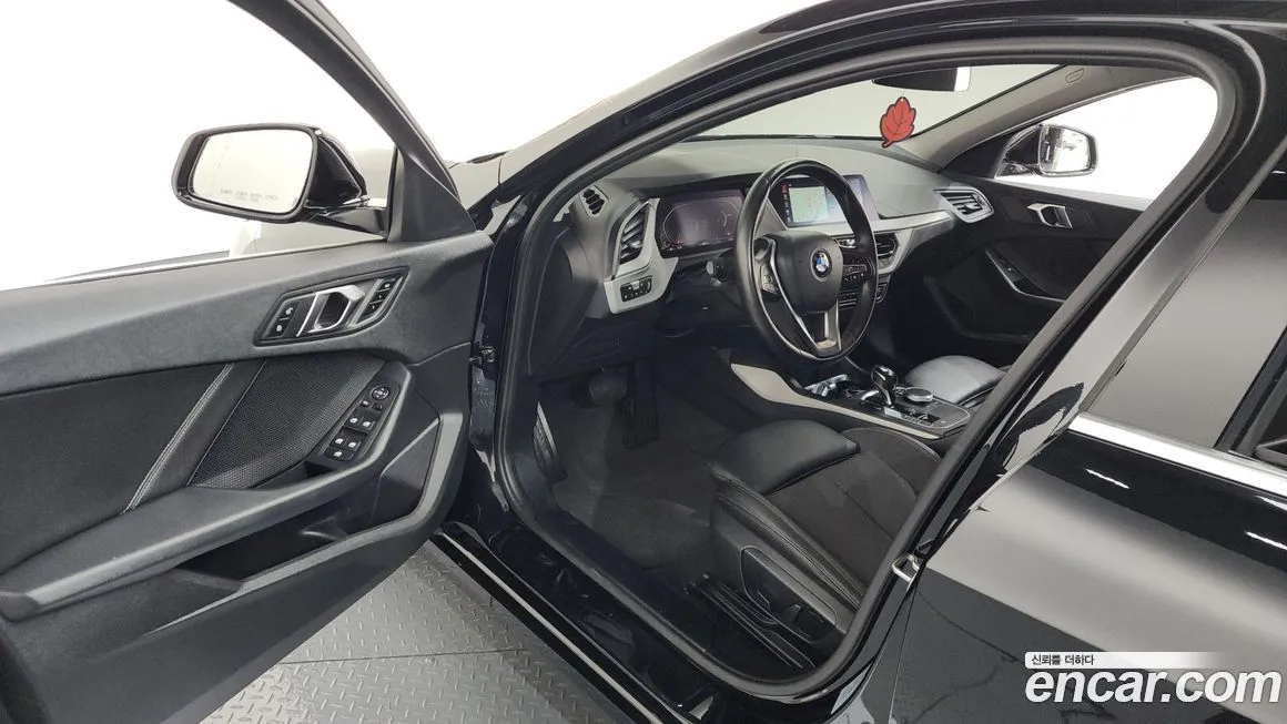 BMW 1-Series 2021 из KR, фото 10