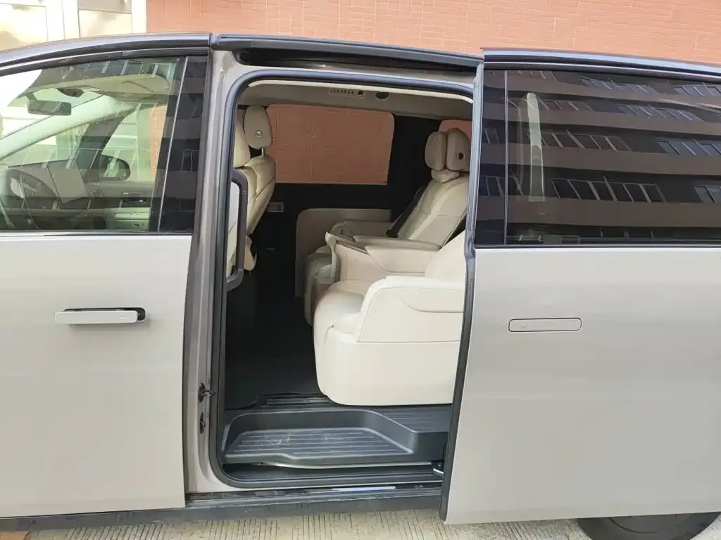 Li Auto MEGA 2024 из CN, фото 10