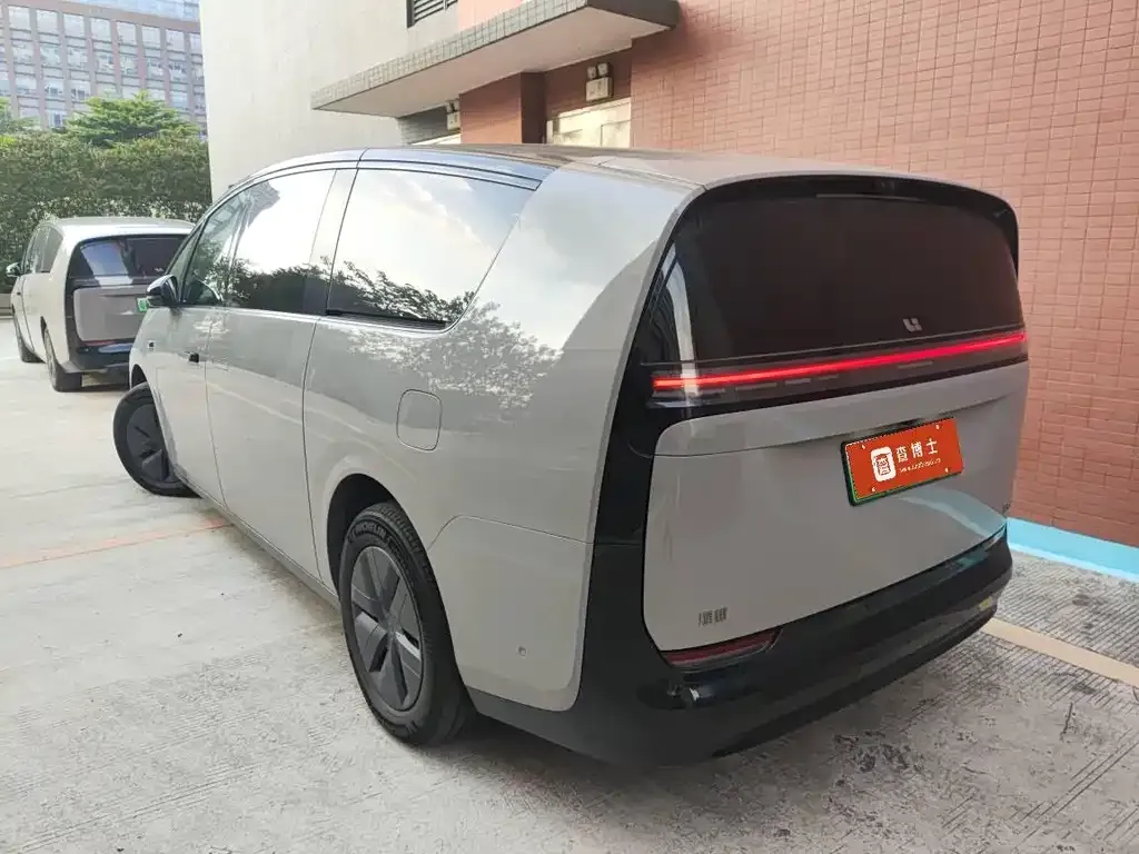 Li Auto MEGA 2024 из CN, фото 8