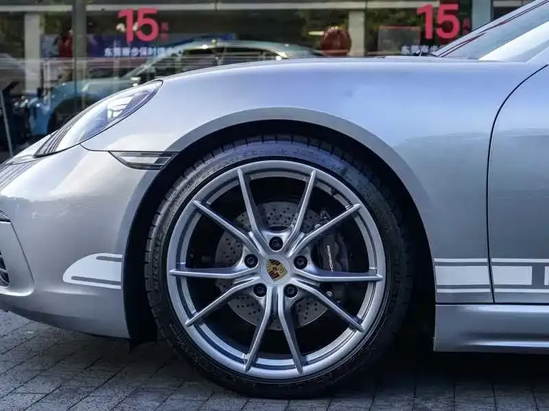 Porsche 718 — фото 7