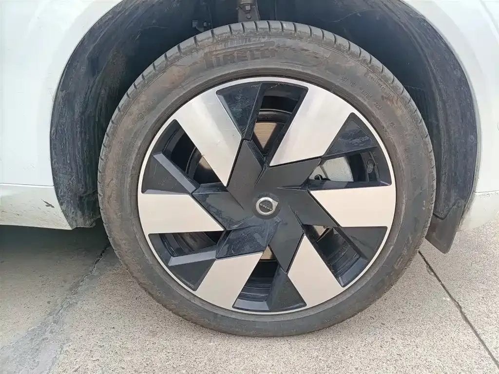 [object Object] XC60 PHEV 2024 из CN, фото 3