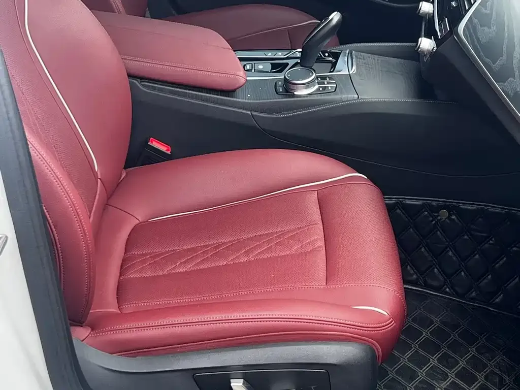 BMW 5 Series New Energy — фото 10