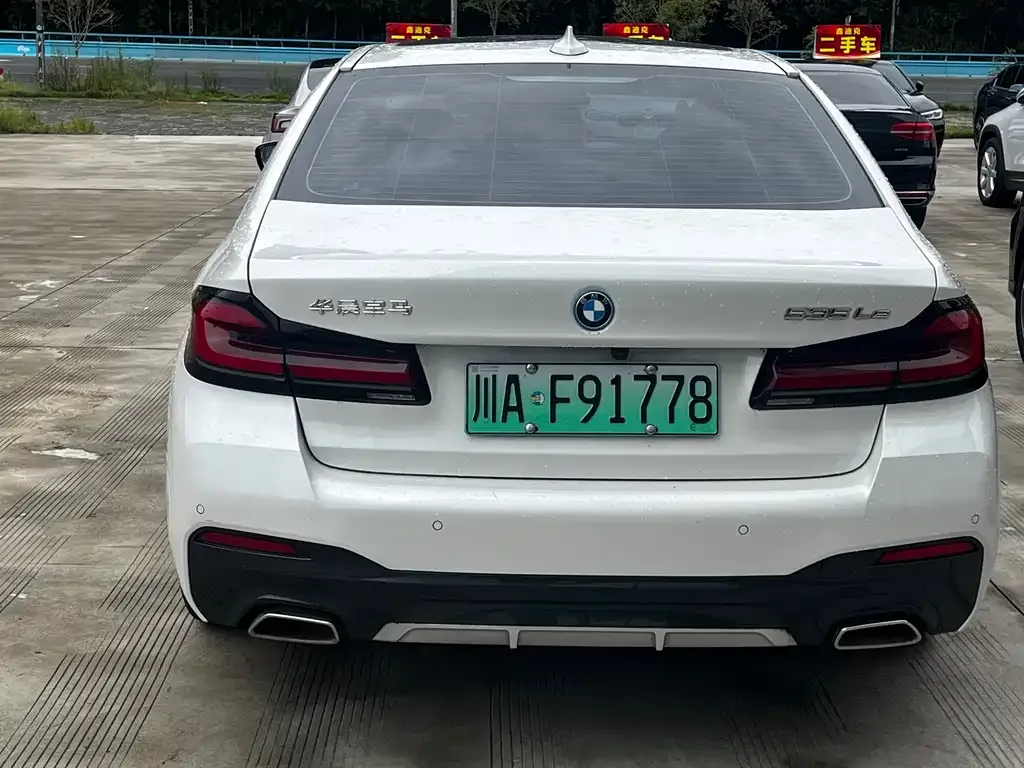 BMW 5 Series New Energy — фото 8