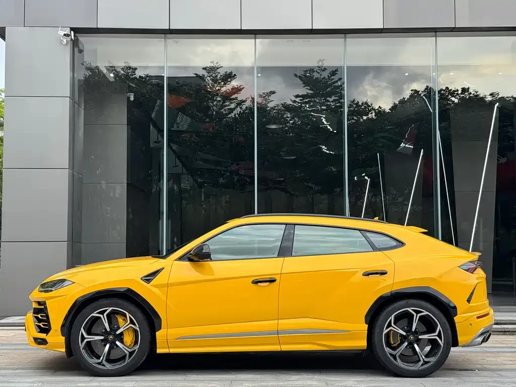 Lamborghini Urus — фото 4