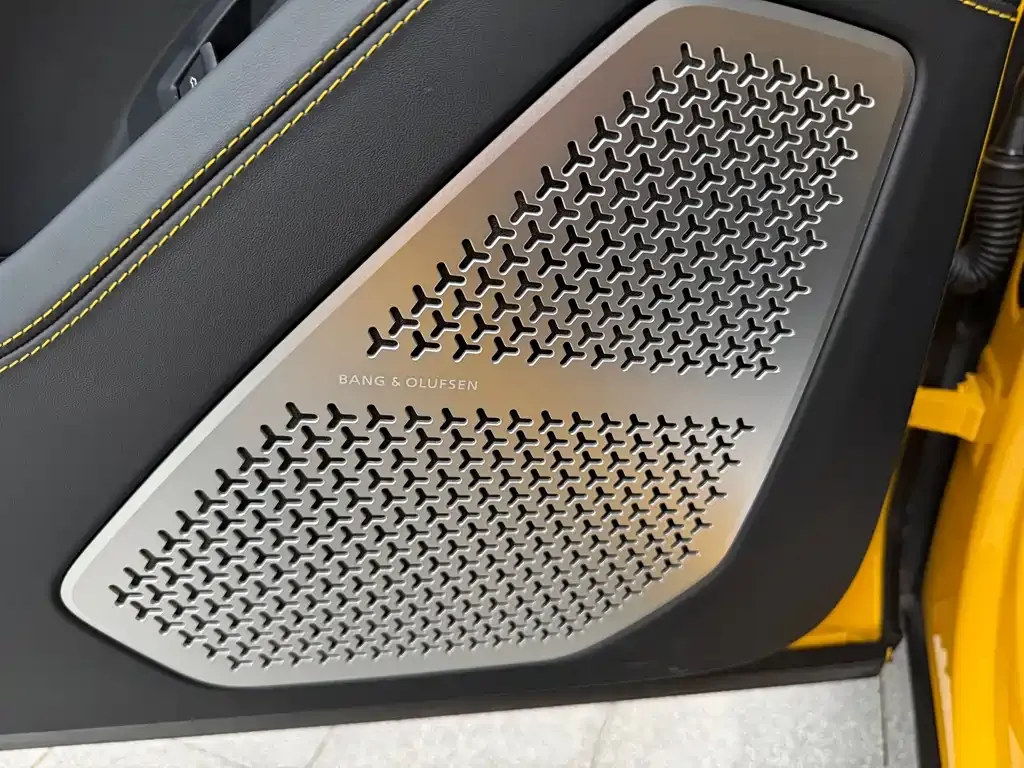 Lamborghini Urus — фото 9