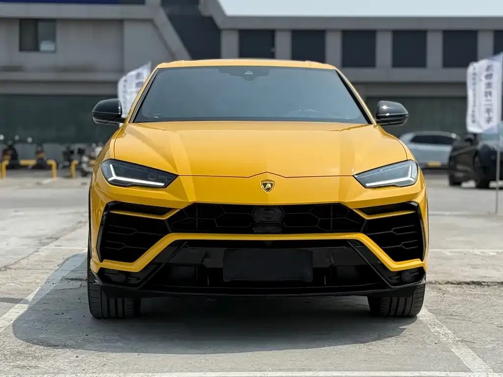 Lamborghini Urus 2022 из CN, фото 2
