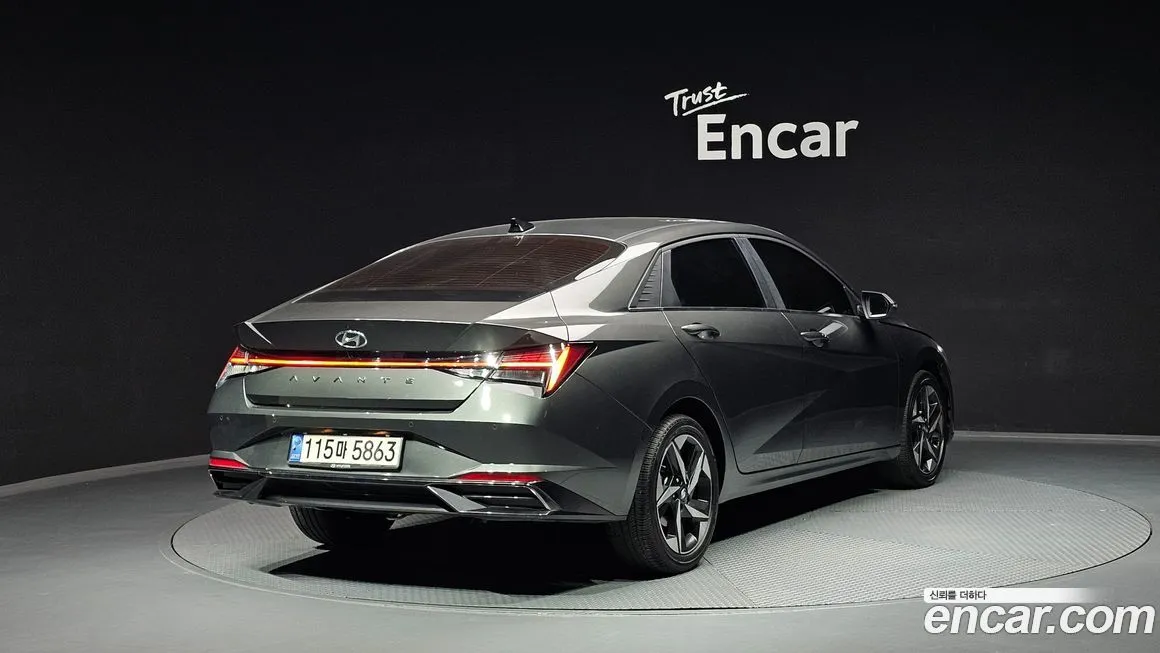 Hyundai AVANTE — фото 2