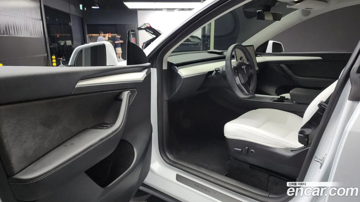 Tesla Model Y 2022 из KR, фото 10