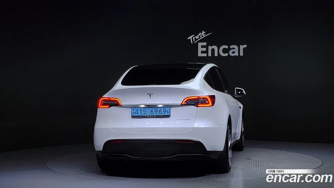 Tesla Model Y 2022 из KR, фото 4