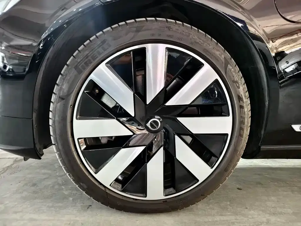 Volvo S90 PHEV 2024 из CN, фото 10